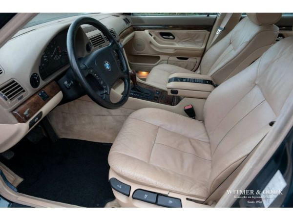 BMW 730i 1995 108610