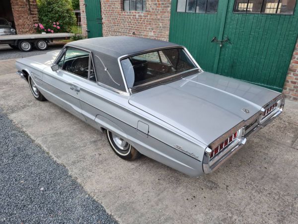 Ford Thunderbird Landau Coupe 1965 104797