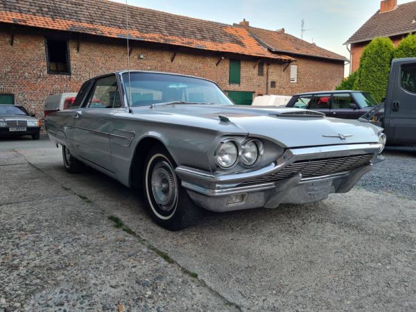 Ford Thunderbird Landau Coupe 1965 104804