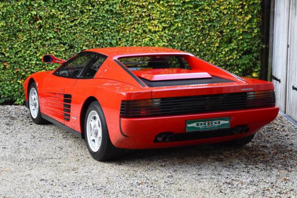 Ferrari Testarossa 1986 687