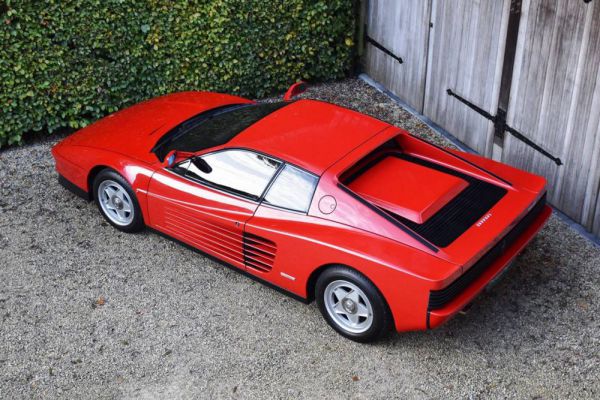 Ferrari Testarossa 1986 690