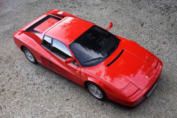 Ferrari Testarossa 1986 692