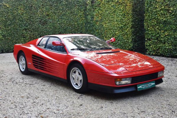 Ferrari Testarossa 1986 694