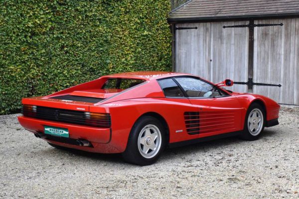 Ferrari Testarossa 1986 697