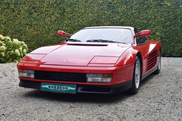 Ferrari Testarossa 1986 699