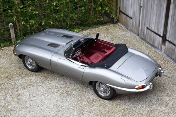 Jaguar E-Type 4.2 1965 707