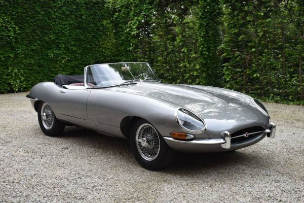 Jaguar E-Type 4.2 1965 712