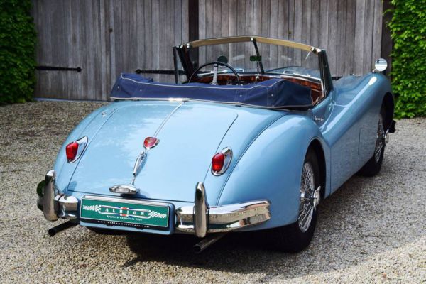 Jaguar XK 140 SE DHC 1956 742