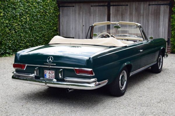 Mercedes-Benz 220 SE b 1963 798