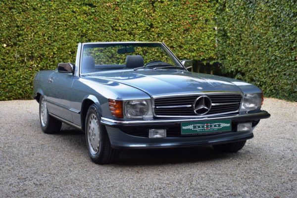 Mercedes-Benz 560 SL 1987 809