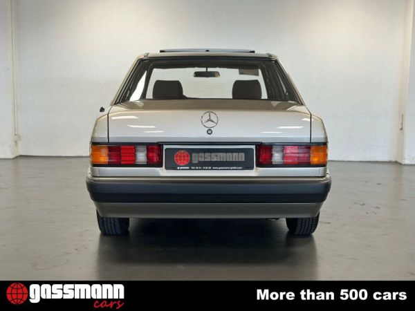 Mercedes-Benz 190 E 1.8 1990 20172