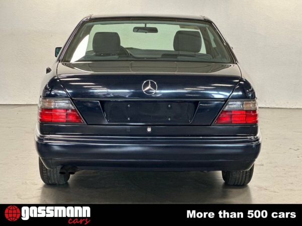 Mercedes-Benz E 320 1994 20369