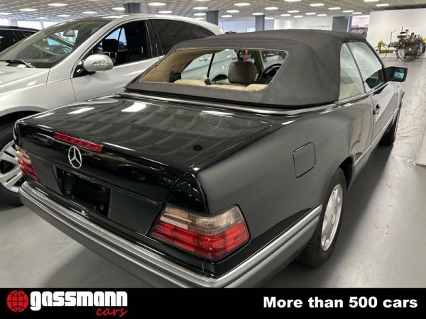 Mercedes-Benz E 320 1995 20822