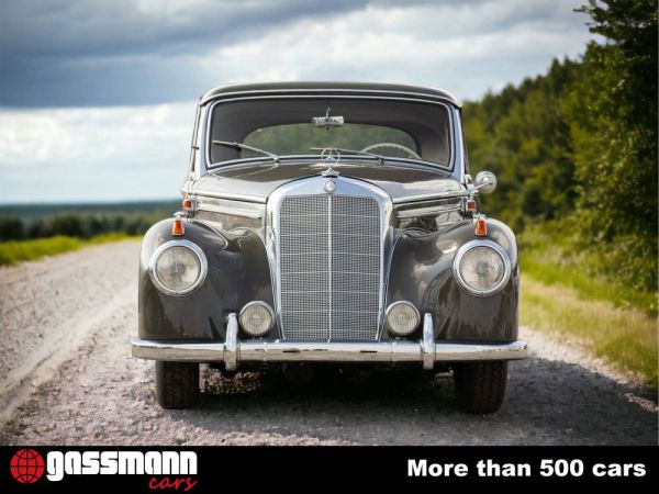 Mercedes-Benz 220 Coupe 1954