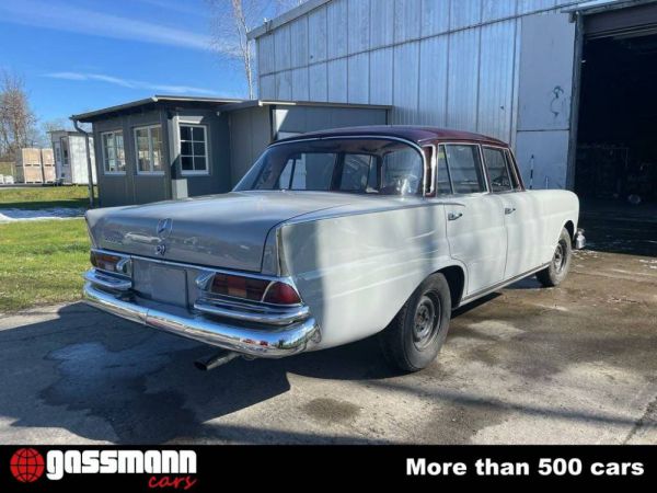 Mercedes-Benz 220 SE b 1961 22071