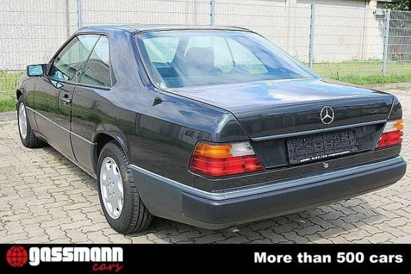 Mercedes-Benz 230 CE 1992 22279