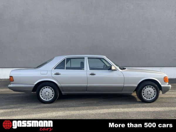 Mercedes-Benz 300 SE 1986 22492