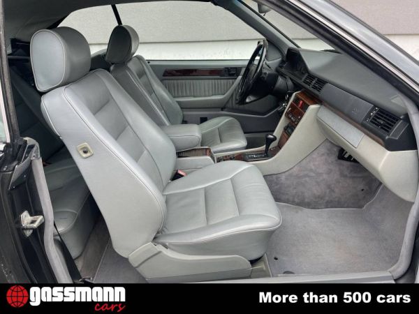 Mercedes-Benz E 320 1993 23080