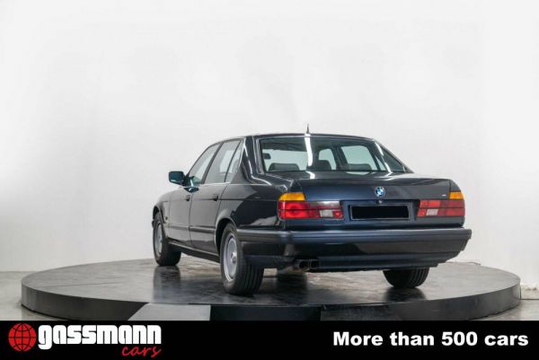 BMW 750iL 1988 82360