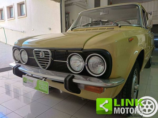 Alfa Romeo Giulia Nuova Super 1300 1975 32069