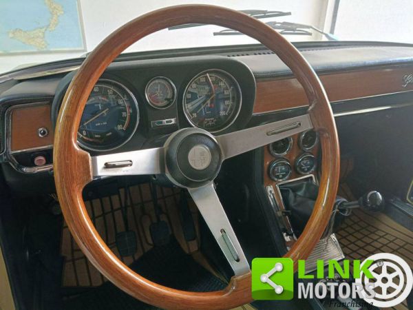 Alfa Romeo Giulia Nuova Super 1300 1975 32075