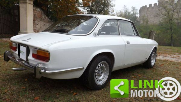 Alfa Romeo 2000 GT Veloce 1972 32097