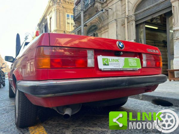 BMW 320i 1990 32297