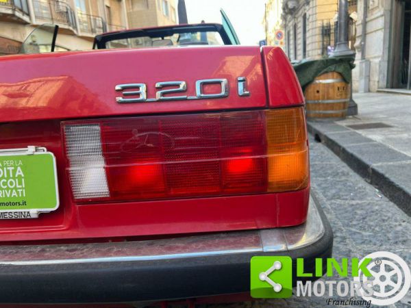 BMW 320i 1990 32299