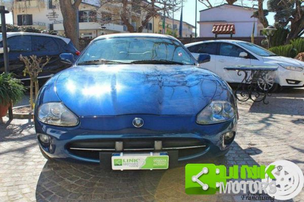 Jaguar XK8 4.0 1997 32710