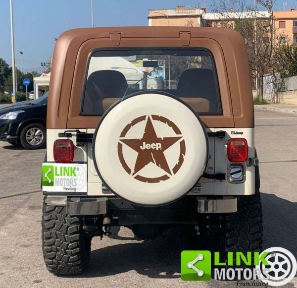 Jeep CJ-7 "Laredo" 1981 32713