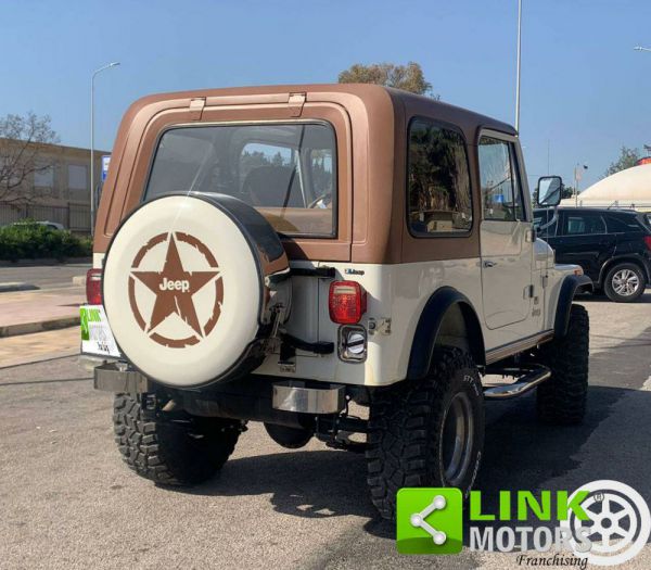 Jeep CJ-7 "Laredo" 1981 32714