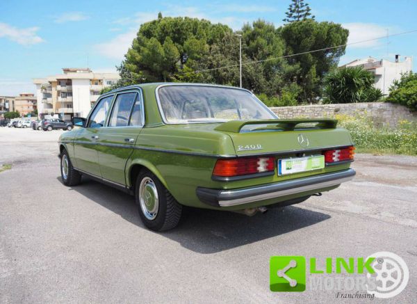 Mercedes-Benz 240 D 1982 33068