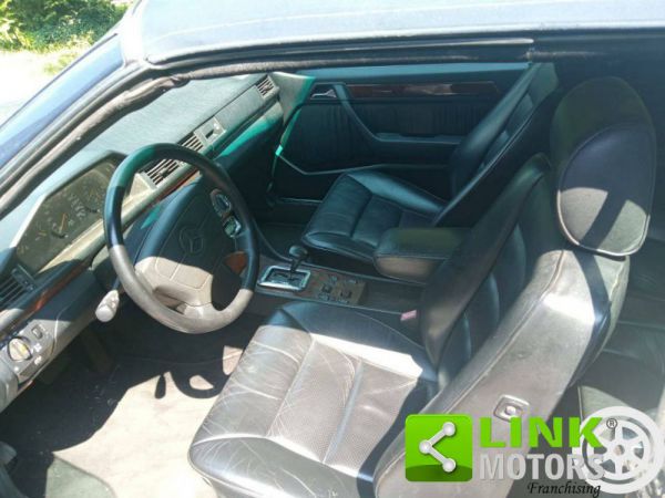 Mercedes-Benz 300 CE-24 1992 33114