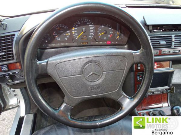 Mercedes-Benz 300 SE 2.8 1994 33152