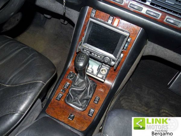 Mercedes-Benz 300 SE 2.8 1994 33154