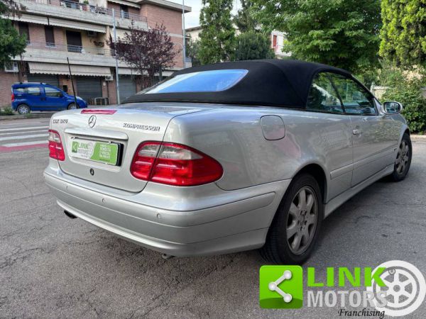 Mercedes-Benz CLK 320 2000 33231