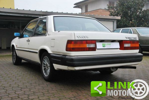 Volvo 780 Bertone 1987 33572