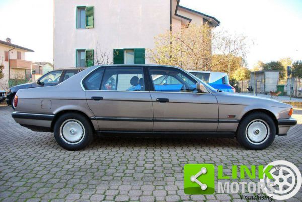 BMW 750iL 1989 57431