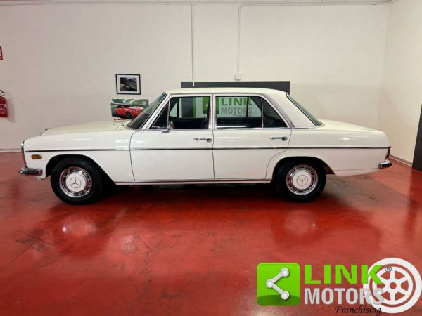 Mercedes-Benz 220 D 1972 67341