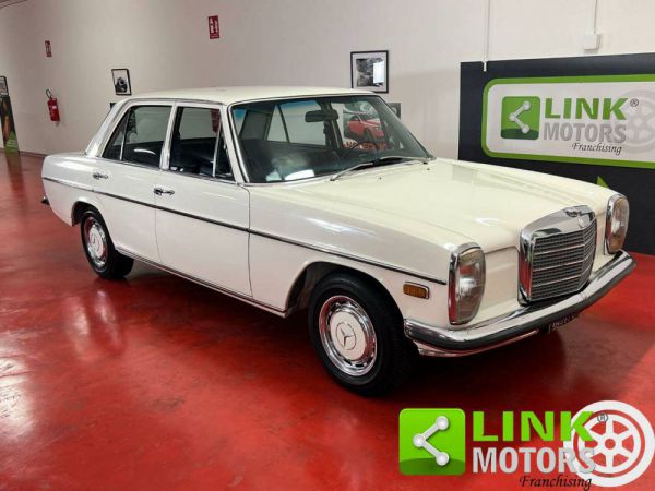 Mercedes-Benz 220 D 1972 67347