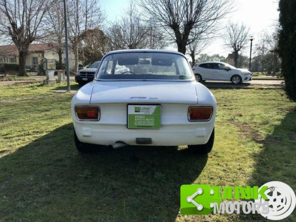 Alfa Romeo Giulia GT 1300 Junior 1970 104065