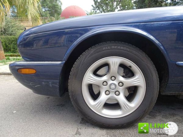 Jaguar XJ6 3.2 1999 106600