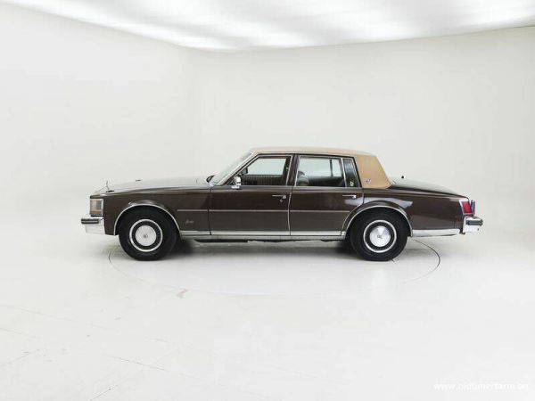 Cadillac Seville 1977 36686