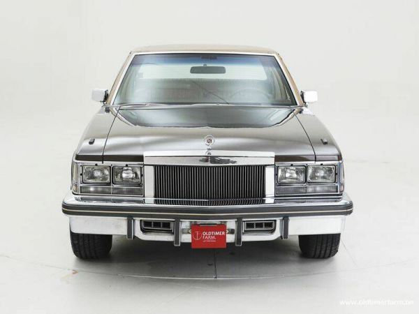 Cadillac Seville 1977 36687