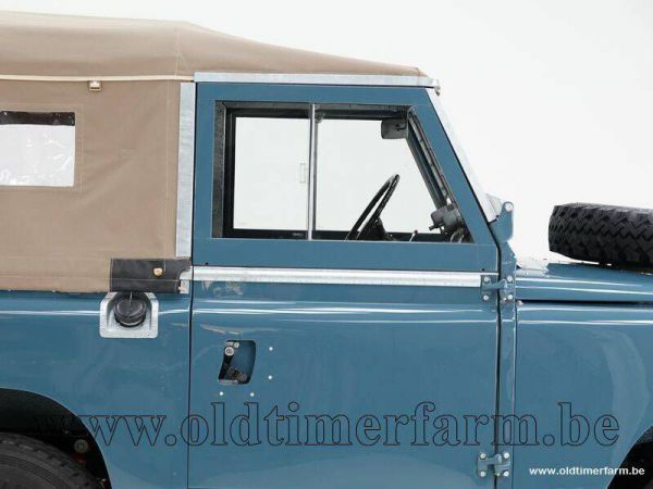 Land Rover 88 1965 37098