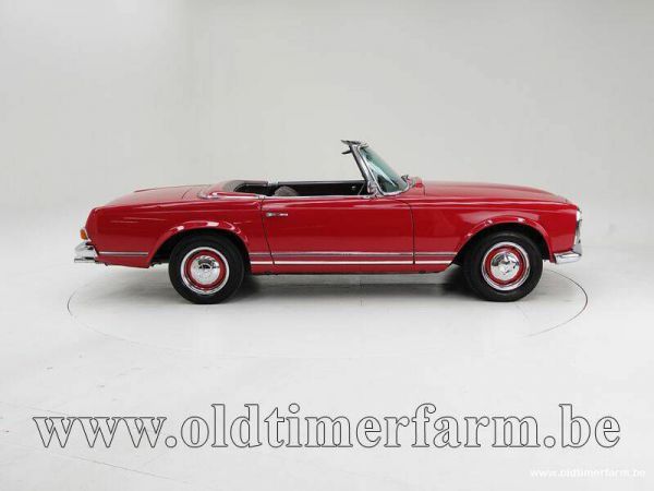 Mercedes-Benz 230 SL 1966 37222