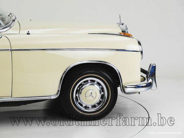 Mercedes-Benz 220 SE Cabriolet 1961 37342