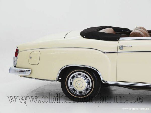 Mercedes-Benz 220 SE Cabriolet 1961 37346