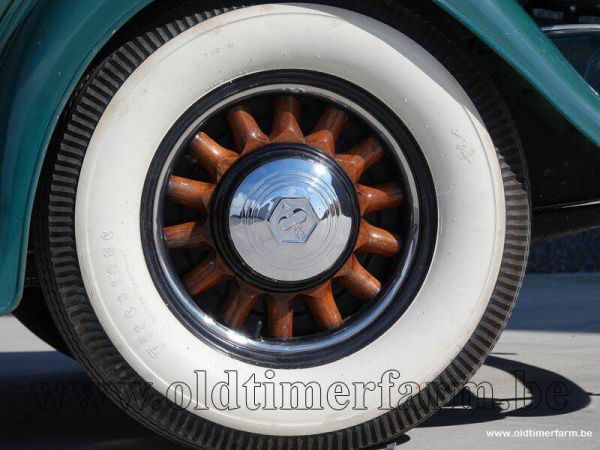 ANDERE Pierce-Arrow - Model 54 Sedan 1932 37595