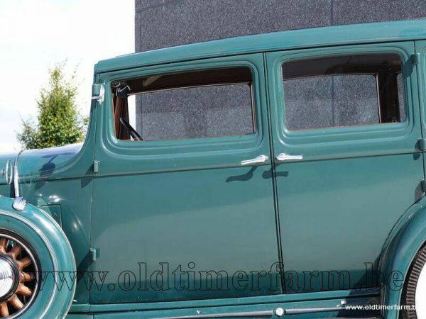 ANDERE Pierce-Arrow - Model 54 Sedan 1932 37597